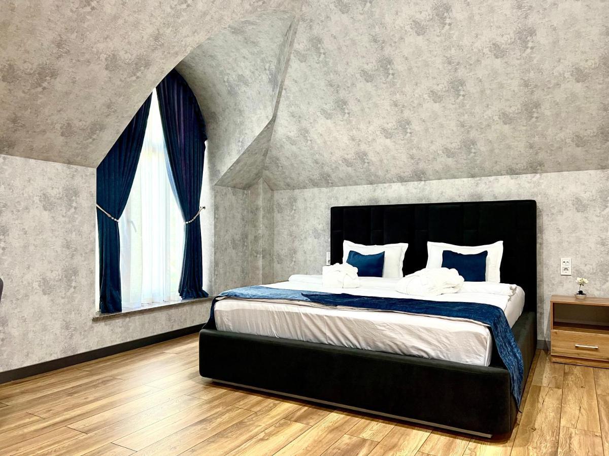 Alpha Plaza Hotel & Spa Ташкент Екстериор снимка