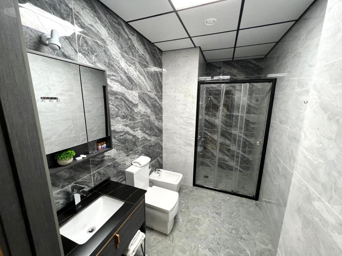 Alpha Plaza Hotel & Spa Ташкент Екстериор снимка