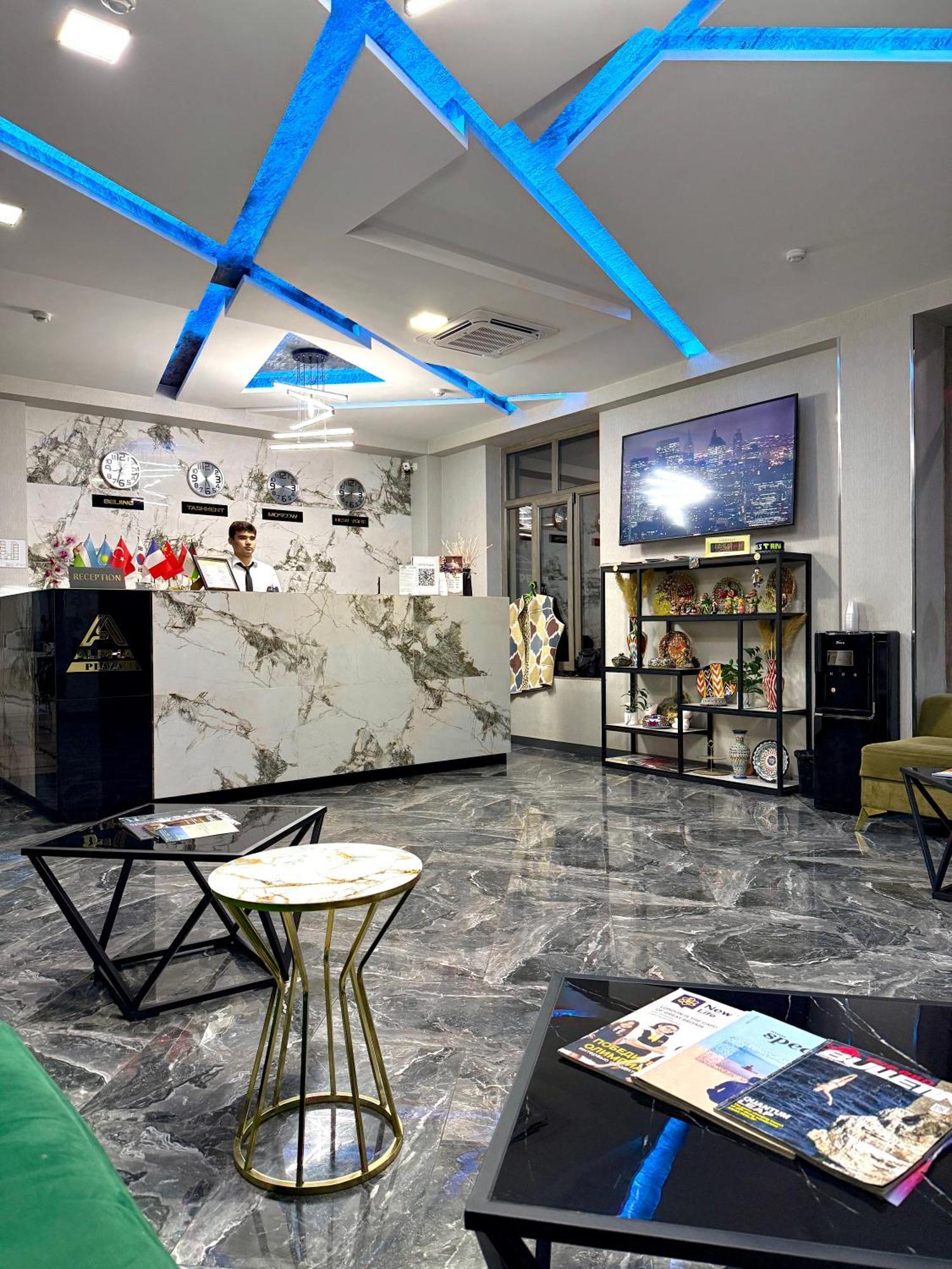 Alpha Plaza Hotel & Spa Ташкент Екстериор снимка